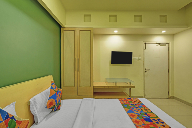 Room 4, Fabhotel Log Inn, Ranga Reddy