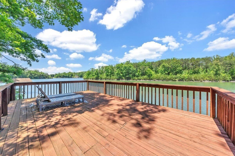 Terrace/patio 3, Whisper Haven - Private Dock & Pet Friendly, Bedford