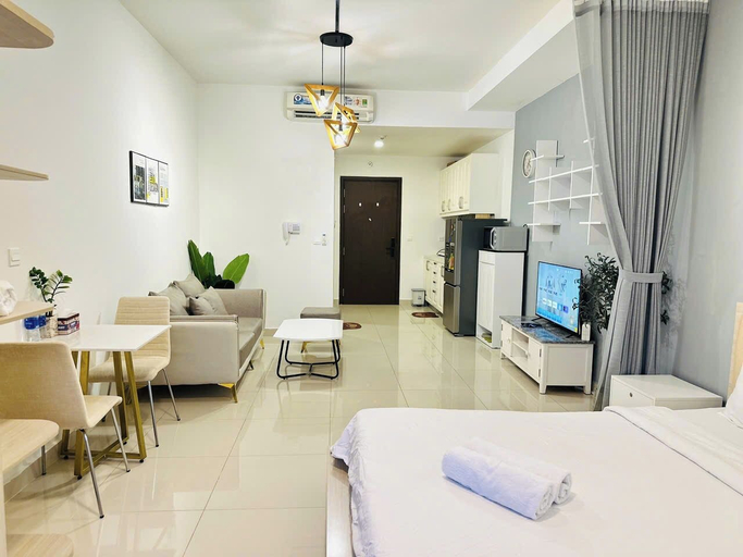 Room 5, SS Home Sunrise City Premium, District 7