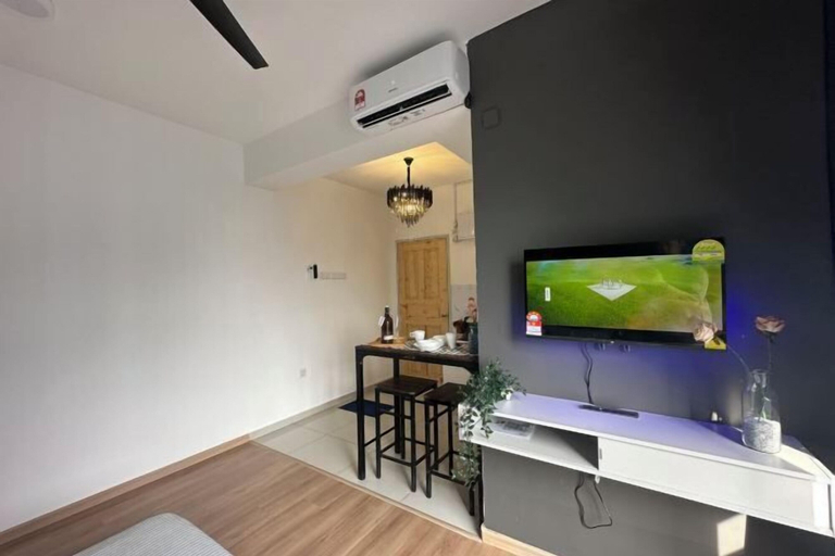 Room 3, ABHome [Titanic Suite] Midas Seri Alam #Mall #JB, Johor Bahru