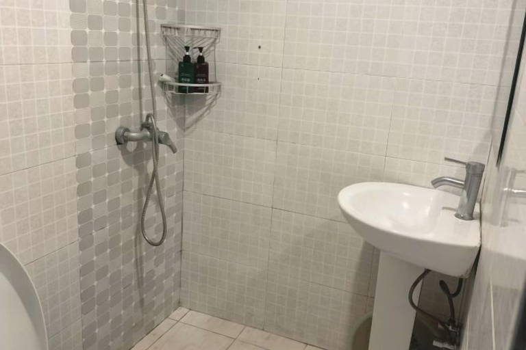 Bathroom 5, Hanhai Hotel, Nanjing