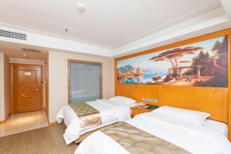 Bedroom 3, Langman Xicheng Hotel, Harbin