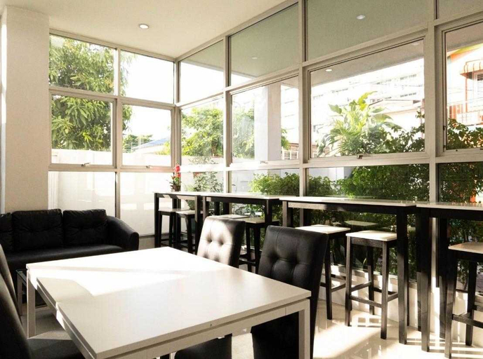 Others 3, RQ Bangkok Sukhumvit 50 by Collection O, Khlong Toey