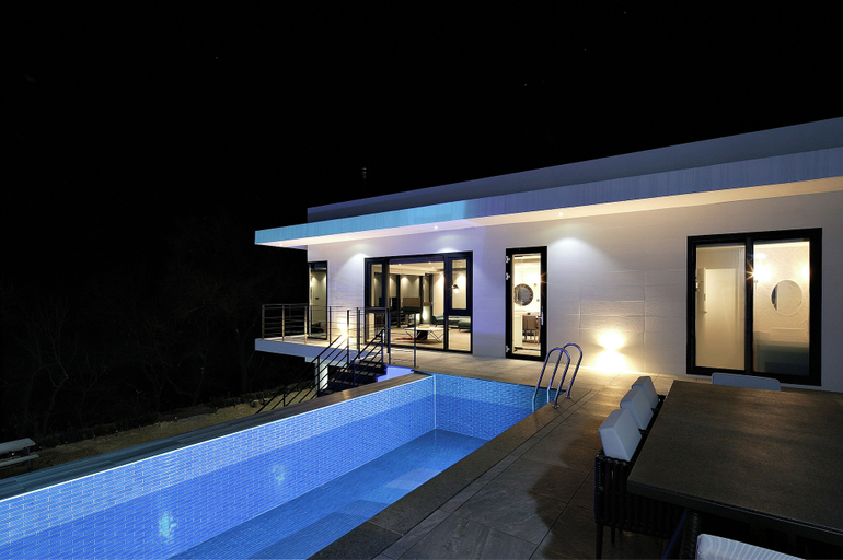 Terrace/patio 5, Bebridge Pool Villa Resort, Yeongwol