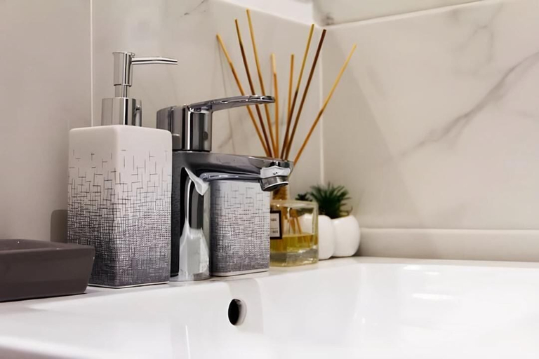 Bathroom 2, Valyron Homes, Accra
