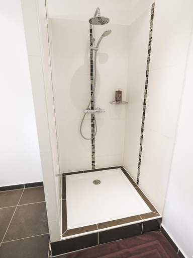 Bathroom 3, La Moutiere, Drôme
