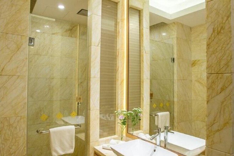 Bathroom 4, Sanfangxiang Jinling Hotel, Wuxi
