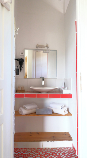 Bathroom 5, Domaine de la Font des Pères, Var