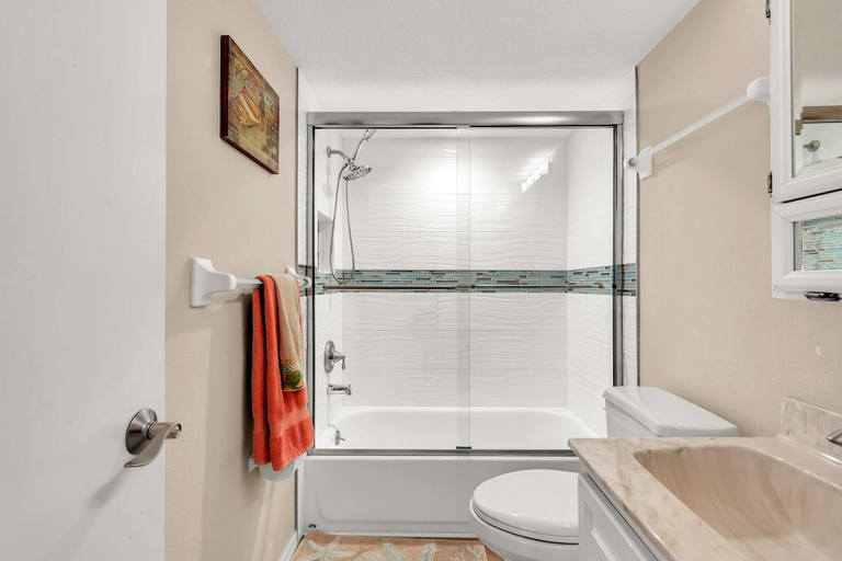 Bathroom 4, Gulf Shores #205, Pinellas