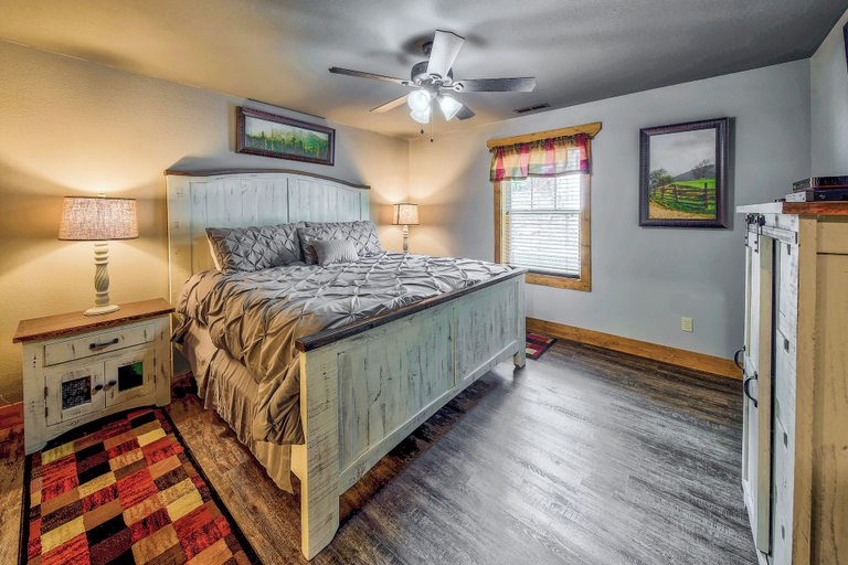Bedroom 2, Bears Haven, Sevier
