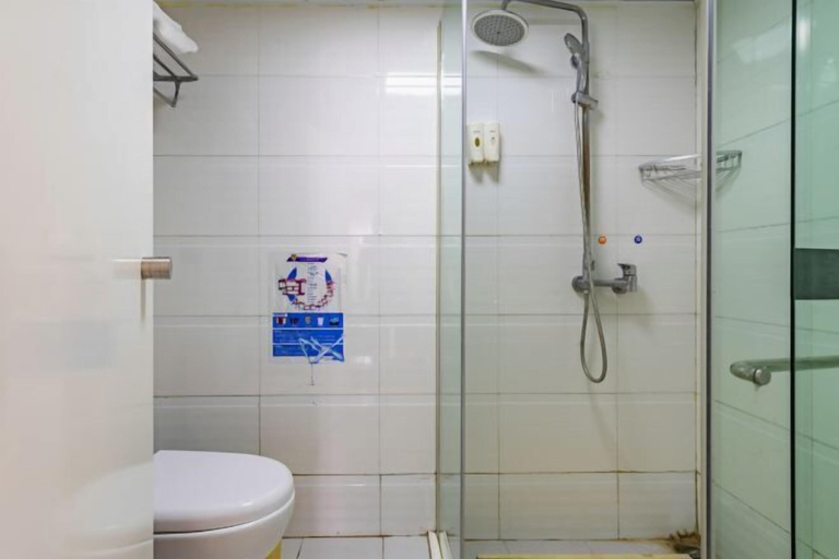 Bathroom 4, 7Days Inn Chain Hotel (Kunming Dongjiawan Telecom Building), Kunming