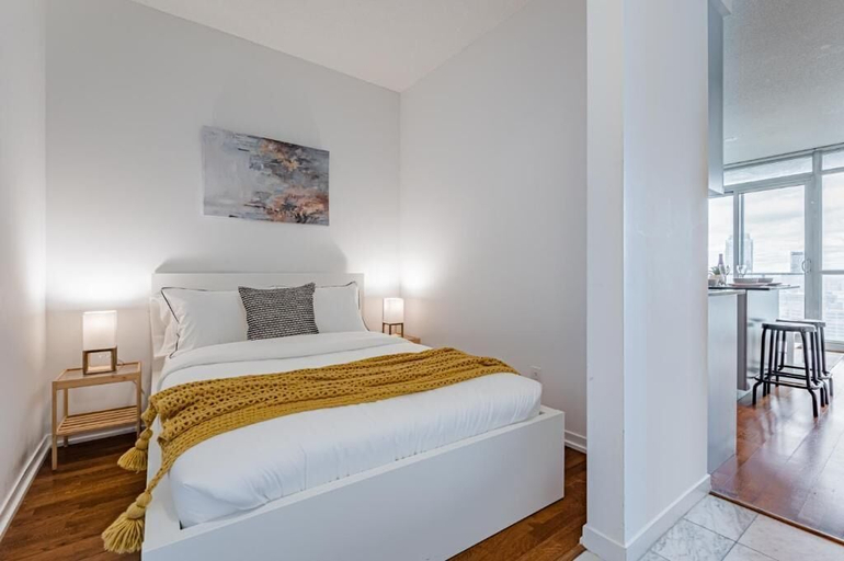 Room 2, Casa - Toronto Downtown, Toronto