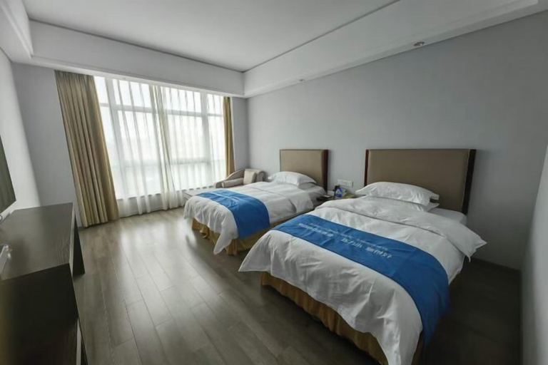 Bedroom 2, ZheShang ShiMao Yulong Hotel, Jiaxing