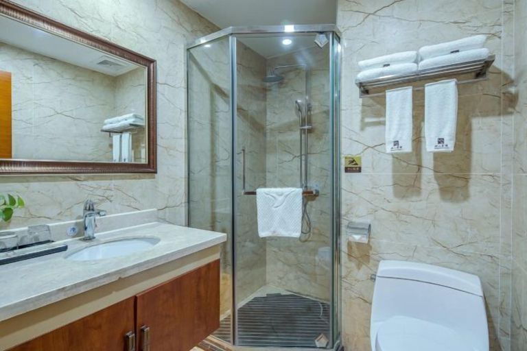Bathroom 3, Hengshan Hotel, Hengyang