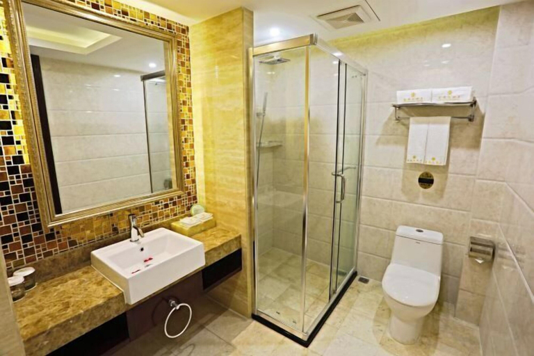 Bathroom 4, Jin Cheng Hotel, Tianshui