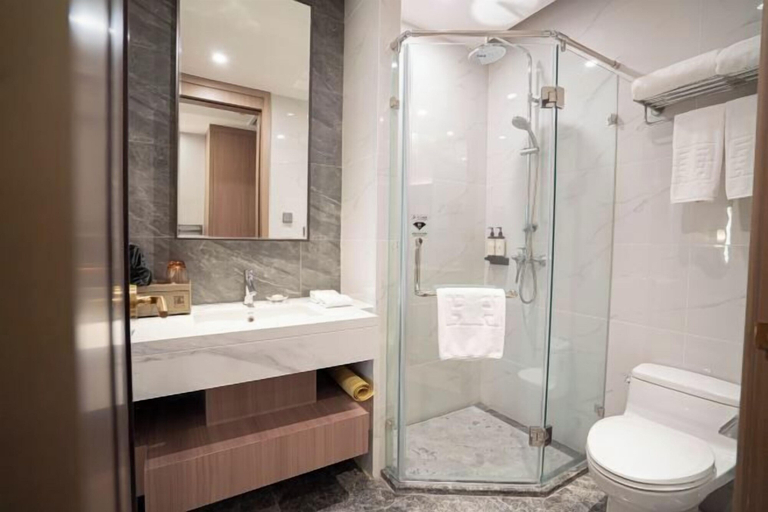 Bathroom 4, Dongtai Guest House, Yancheng