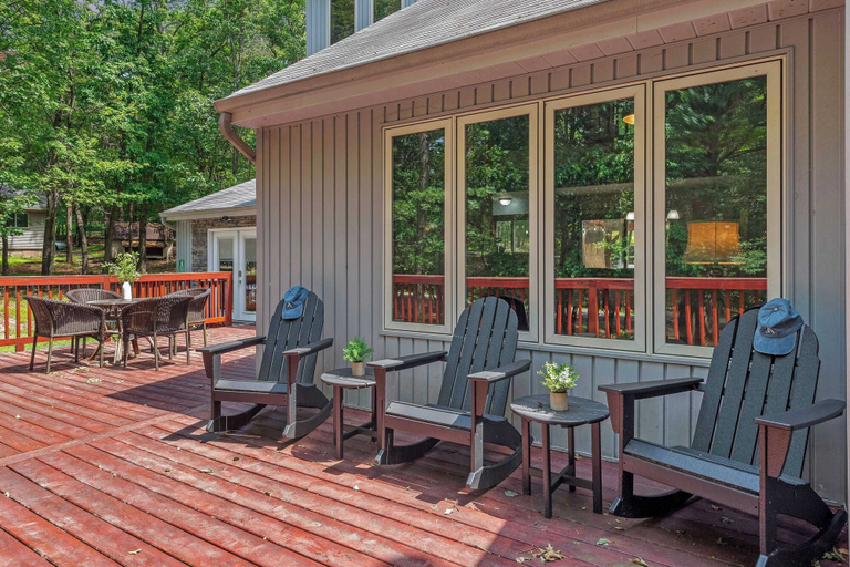 Exterior & Views 2, Poconos Escape w/ Game Room, Poker Loft, Fire Pit + Spacious Deck, Carbon