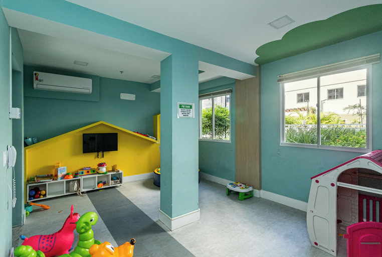 Children's area, Moderno com AC piscina e academia, Rio de Janeiro