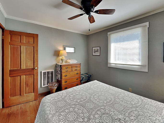 Bedroom 3, Just Around the Dilly by Taylor Made Deep Creek, Garrett