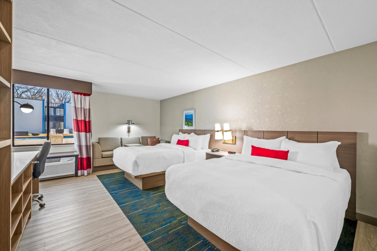 Bedroom 3, Sonesta Select Hotels Statesville, Iredell
