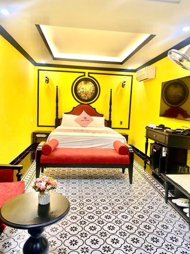5, New Pearl Hotel, Hóc Môn