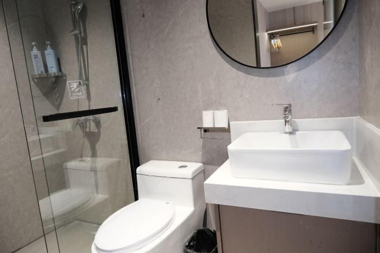 Bathroom 4, Shanghai Eagle Hotel, Shanghai