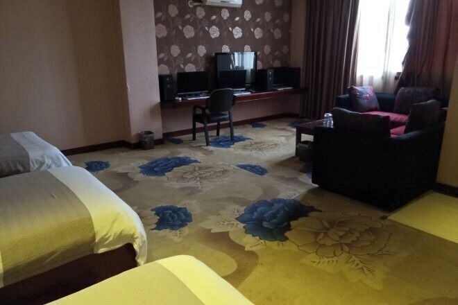 Bedroom 4, Qujing Youth Network Hotel, Qujing