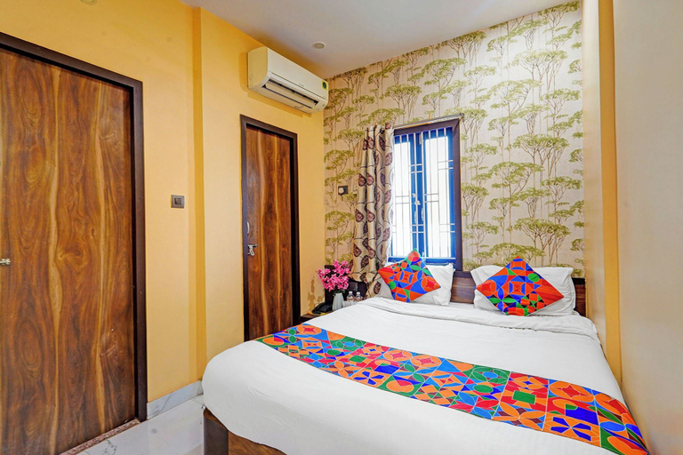 Room 2, Fabhotel Bharat, Varanasi