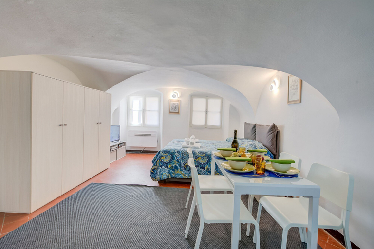 Room 2, Casa Vacanze Maimone 3, Imperia