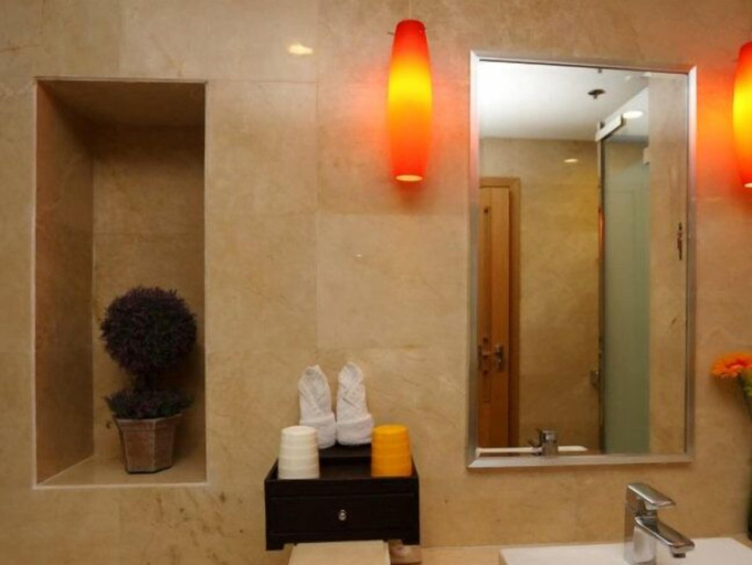 Bathroom, Hui Nan Hotel, Tonghua