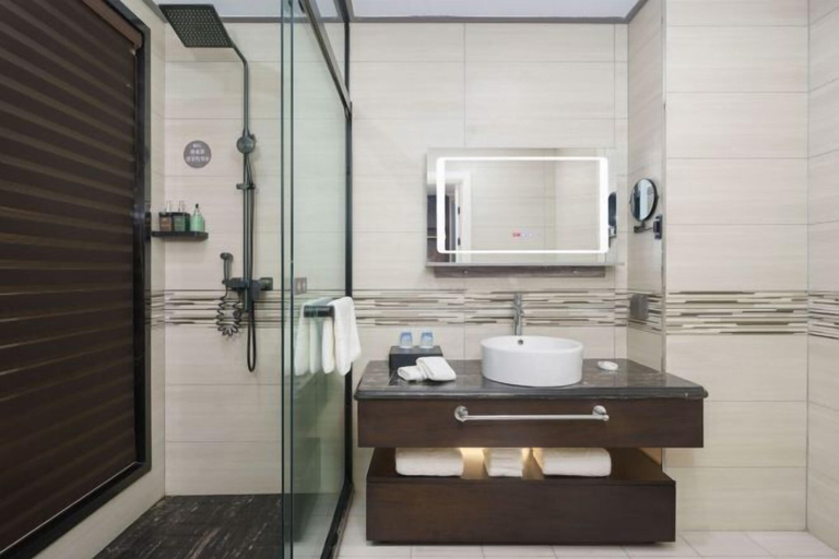 Bathroom 3, Zhuanghe Hualin Hotel, Dalian
