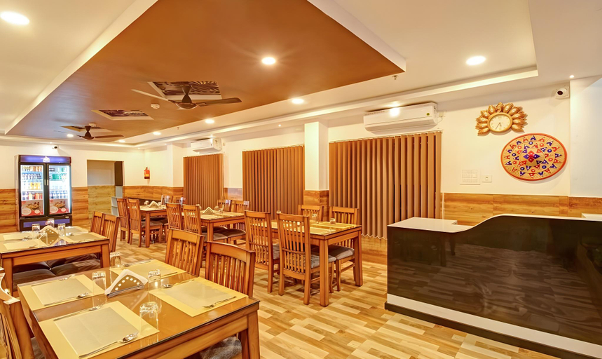 Food & Drinks 5, Treebo Hotel Mobi VIP Airport, Kamrup