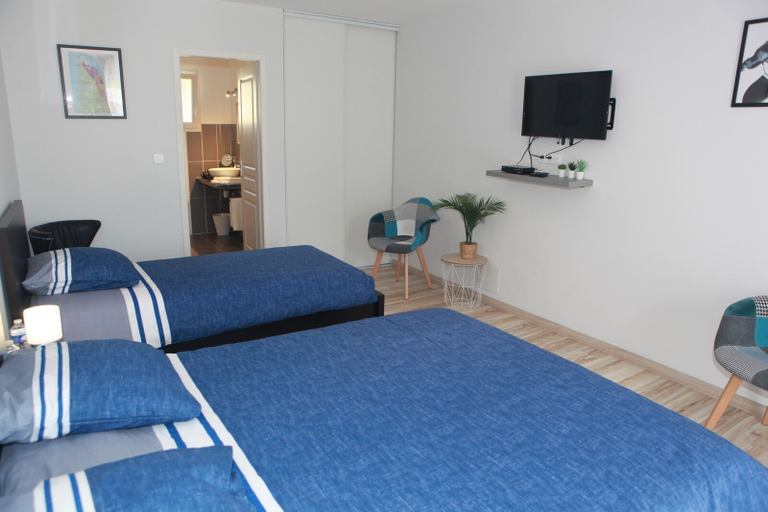 Bedroom, Chambres d'hôtes "Au clocher", Gironde