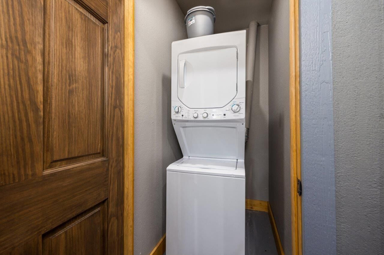 Bathroom 3, Tri Star Lodge, Sevier