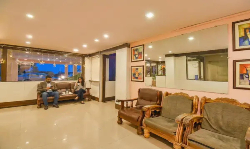 Public Area 3, Fabhotel Bright Holidays, Satara