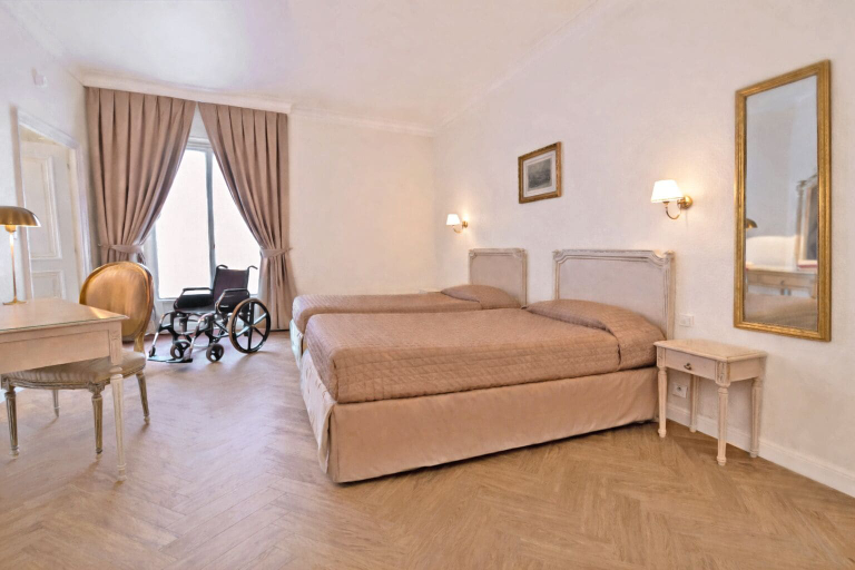 Bedroom 3, Grand Hotel Moderne, Hautes-Pyrénées