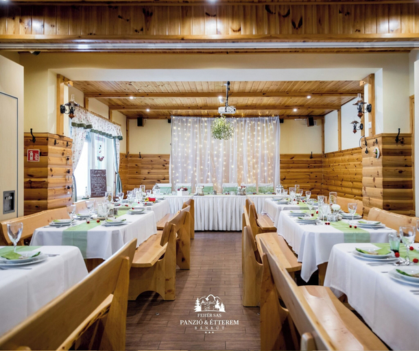 Food & Drinks 4, Fehér Sas Panzió és Étterem, Miskolci