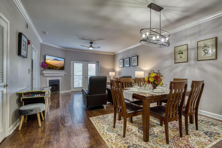 Room 1, Mountain View Condo by Beyond Expectations, Sevier