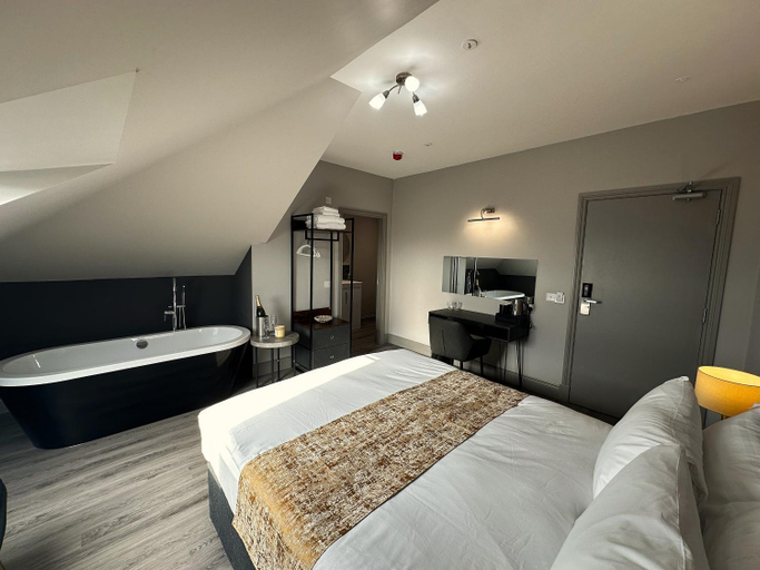 2, Amorist Hotel, Fife