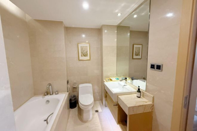 Bathroom 4, Xin A Dan Yuan Optics Valley International Hotel, Wuhan