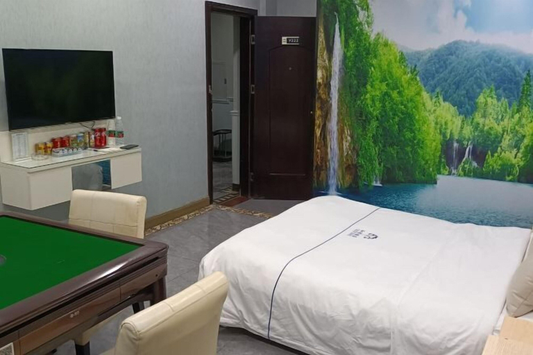 Bedroom 3, He Xie Hotel, Zhuhai
