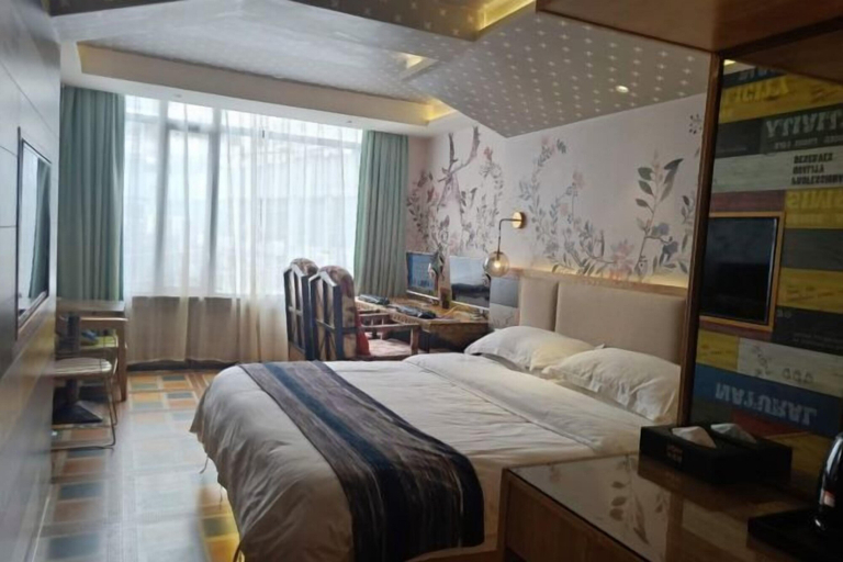 Bedroom 4, Ice Thunder Broken Internet Cafe, Nanchang