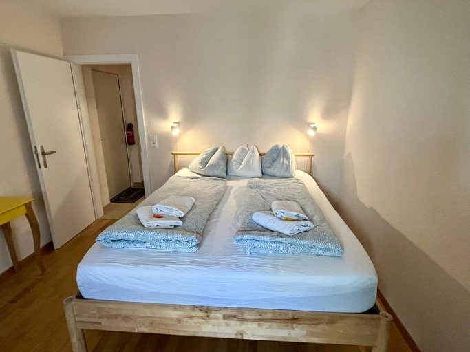 Bedroom 2, Apartments Aarbergergasse - Self Check-In, Bern