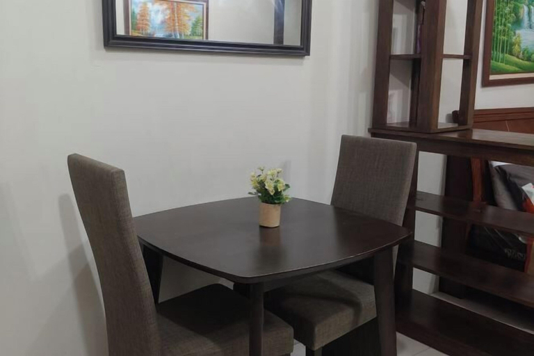 Others 4, Palm Tree Genlex Condo, Pasay City