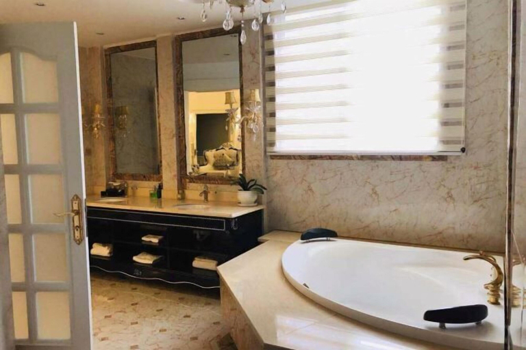 Bathroom 4, Nanhu Garden Hotel, Guiyang