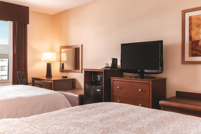 Bedroom 2, Hampton Inn by Hilton Edmonton/South, Alberta, Canada, Division No. 11