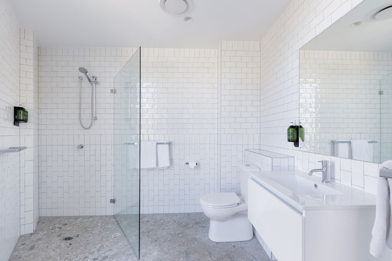 Bathroom 3, Mortdale Hotel, Sydney