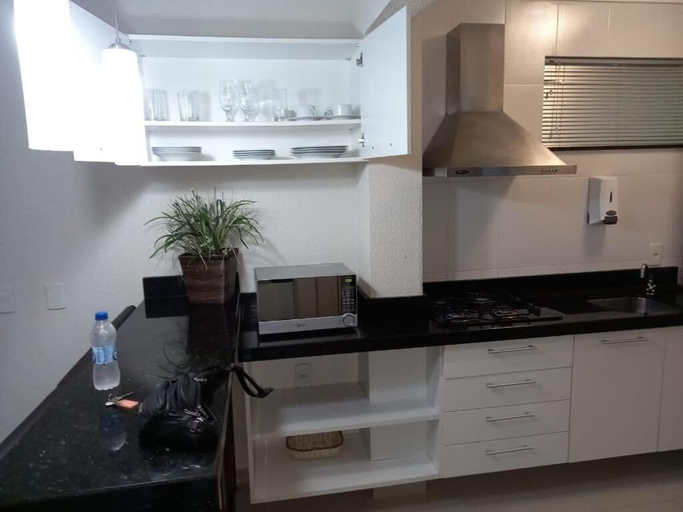 Private kitchen 4, Bombinhas Summer Beach - Aptos Privados, Bombinhas