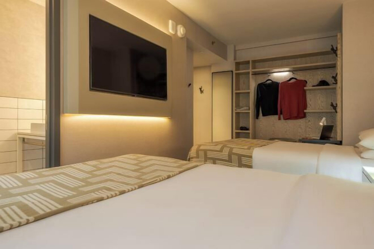 Bedroom 3, Pestana CR7 Times Square, New York