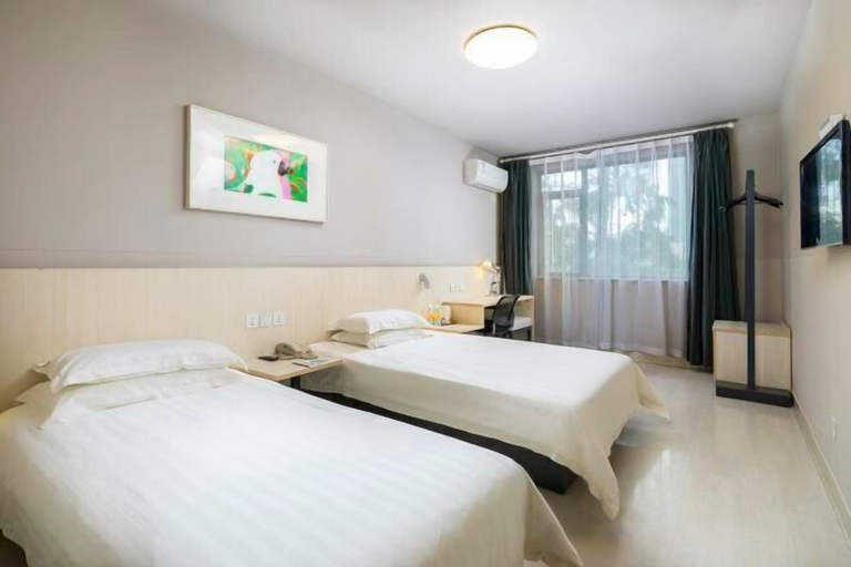 Bedroom 4, Jinjiang Inn (Nanjing Xinjiekou), Nanjing